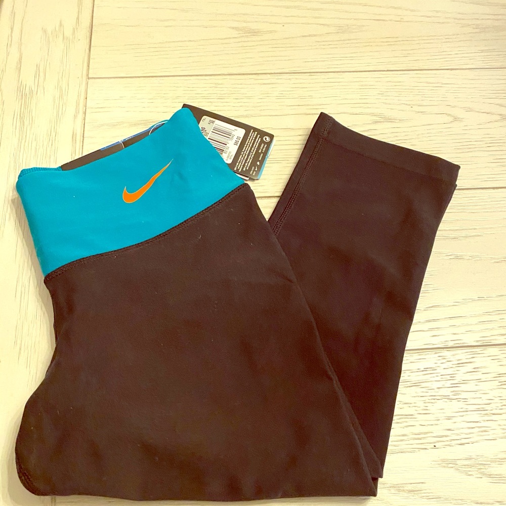 Nike leggings